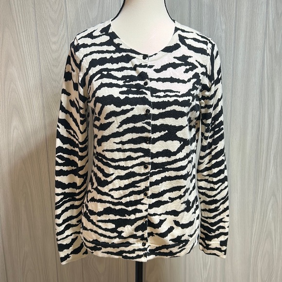 Ann Taylor LOFT Zebra print button front cardigan size Medium - Picture 1 of 12
